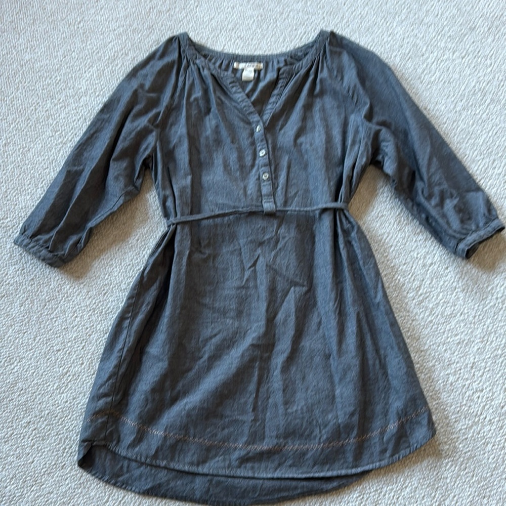 Levi’s woman tunic in size small